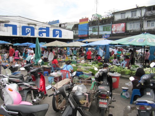 Echter Thailndicher Markt
